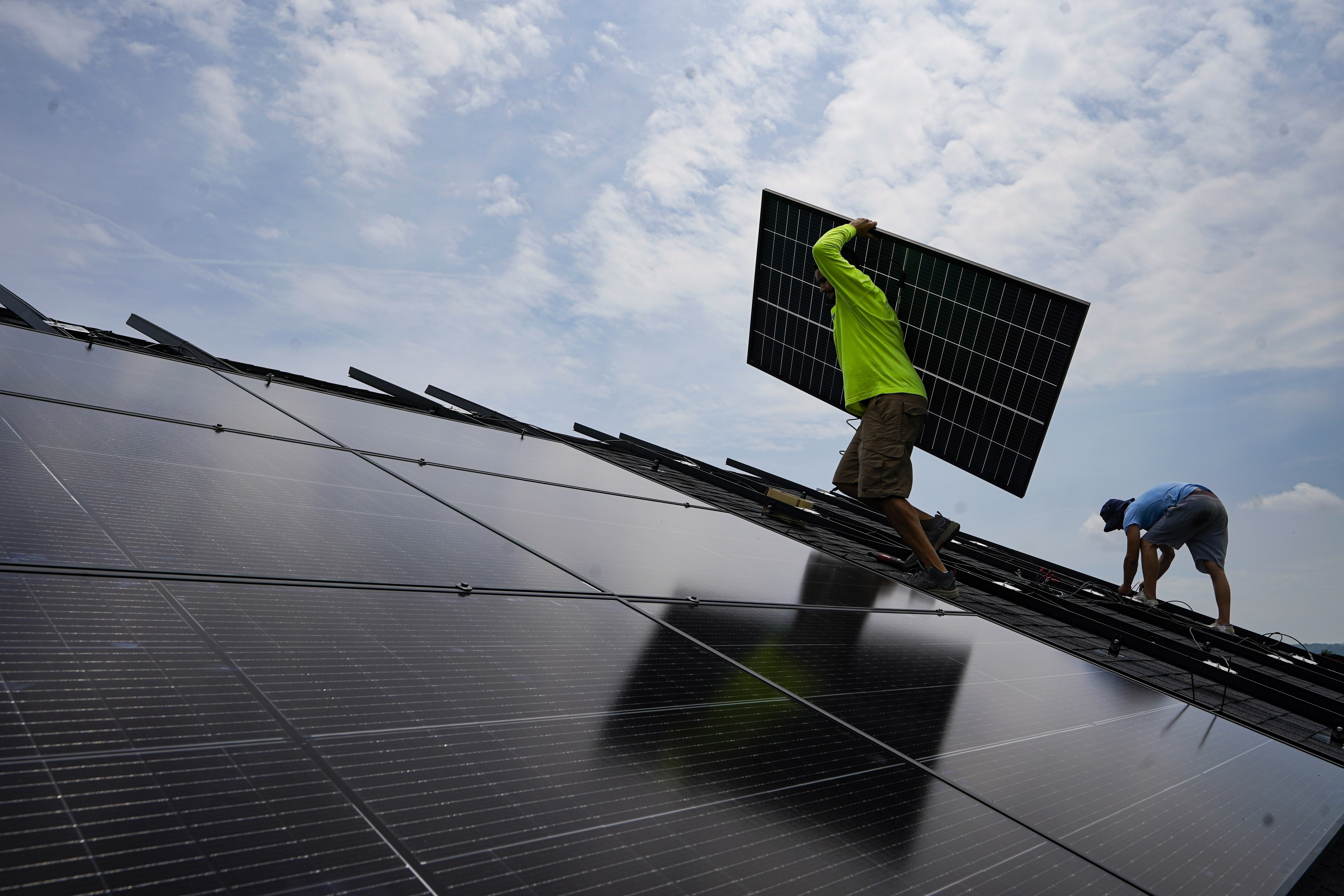 Sunlight Financial Lawsuit: Is Your Solar Panel Deal in Trouble? (Learn Your Rights)