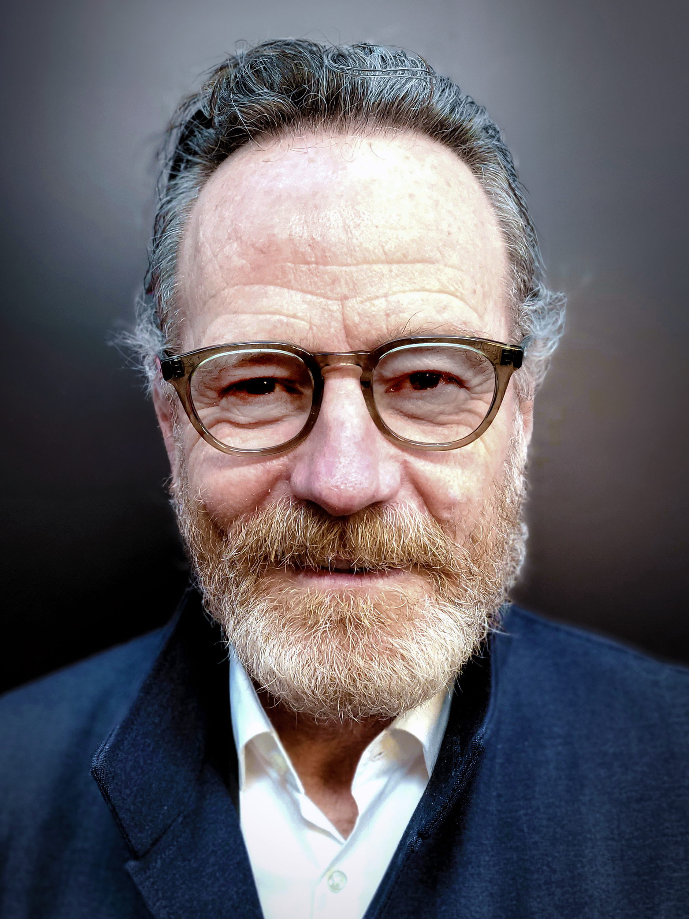 Curious about the true Bryan Cranston eye color in real life? We have the simple facts and details you need.