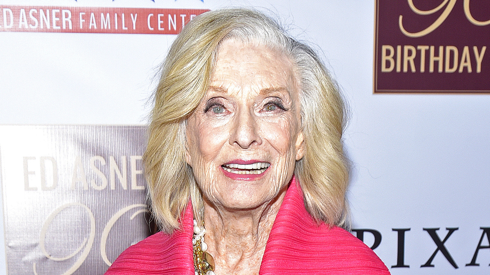 What Was Cloris Leachman Worth at Her Death? A Clear Look at the Net Worth of Cloris Leachman.